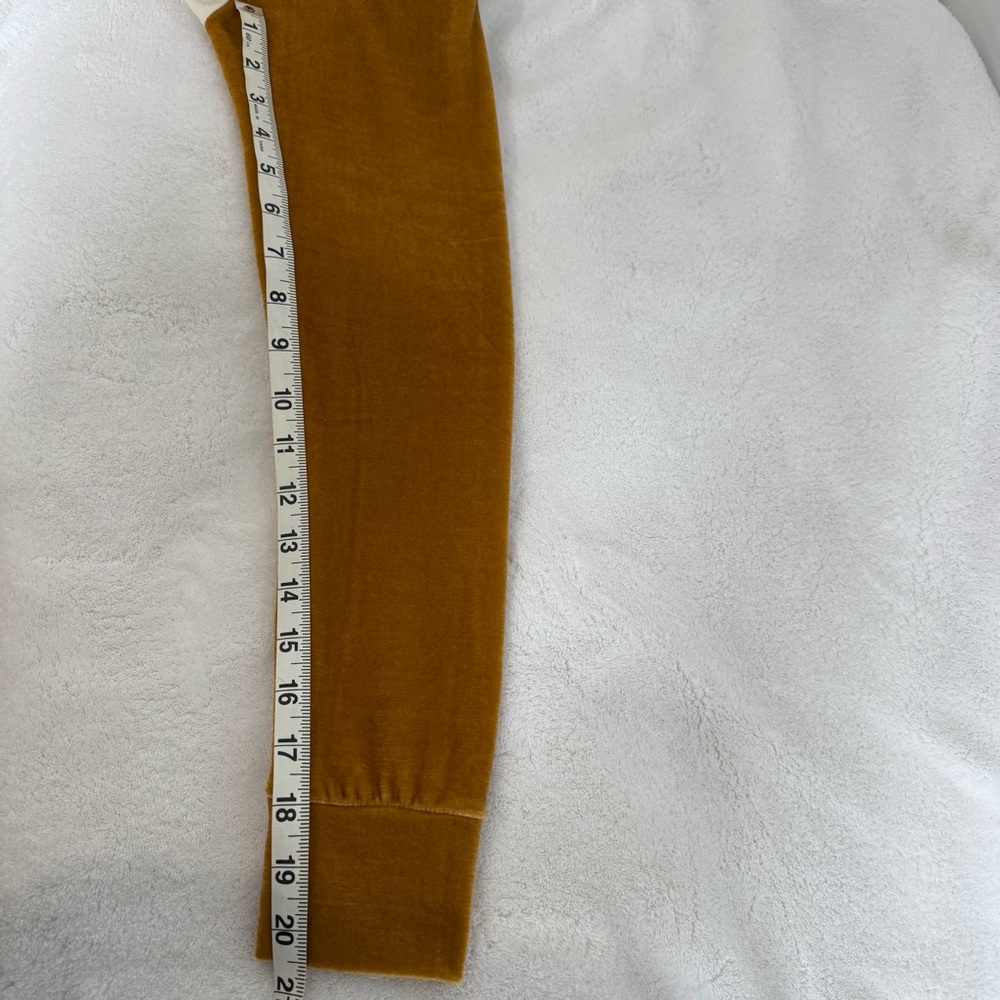 Altar'd State Gold and Cream Raglan Baseball Shirt - Size Small - Picture 10 of 11